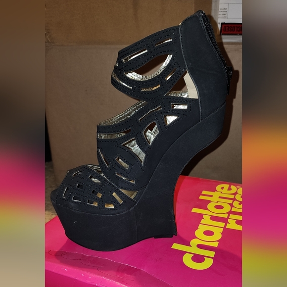 Wedges - Picture 2 of 4